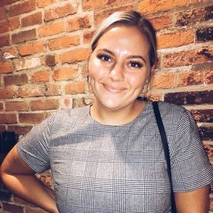 Meet your Posher, Grace